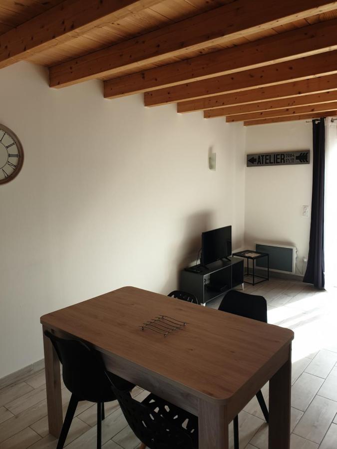 Residence E Scaravaglie Corte  Luaran gambar